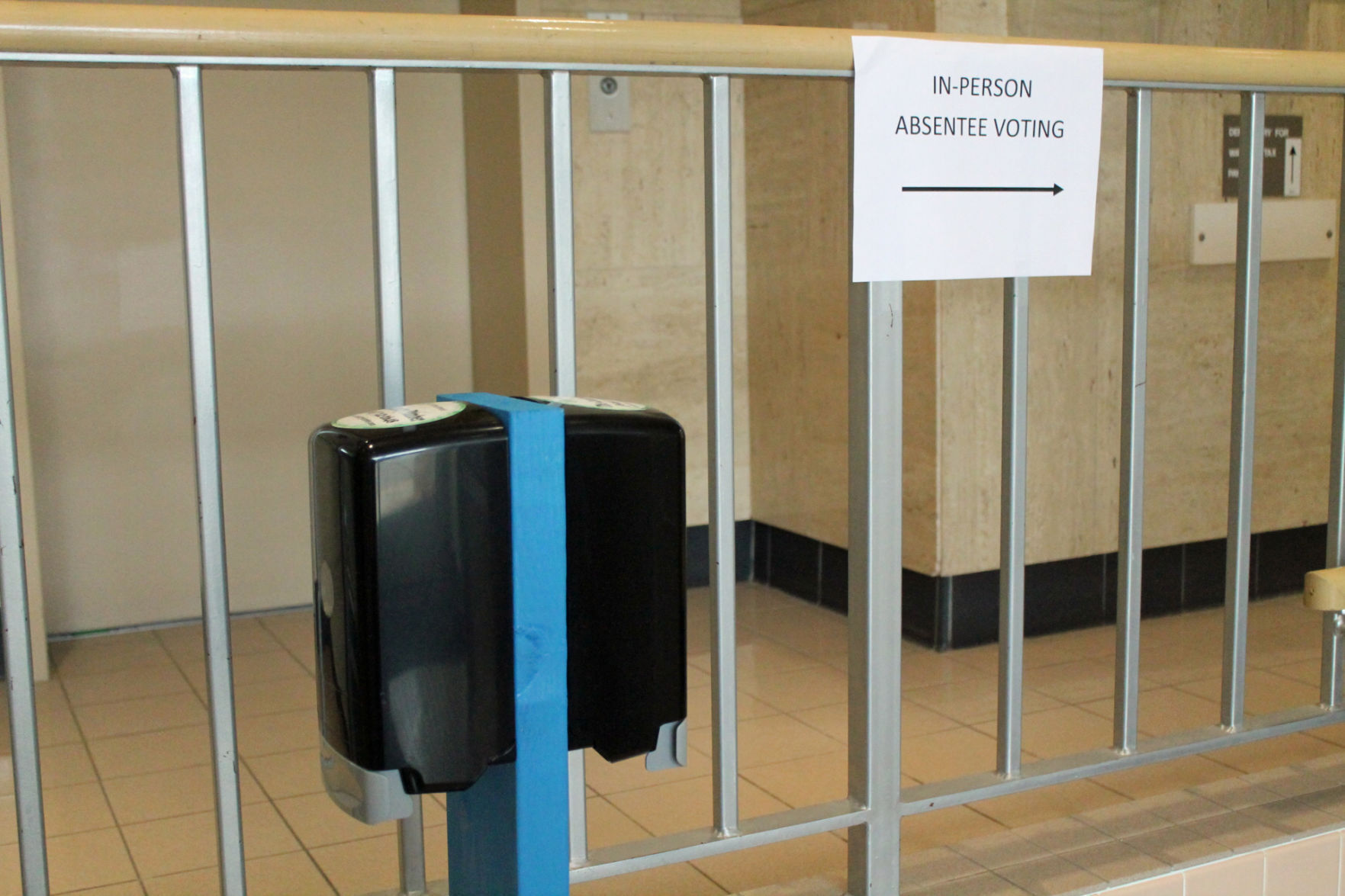 In-person absentee voting-8.jpg